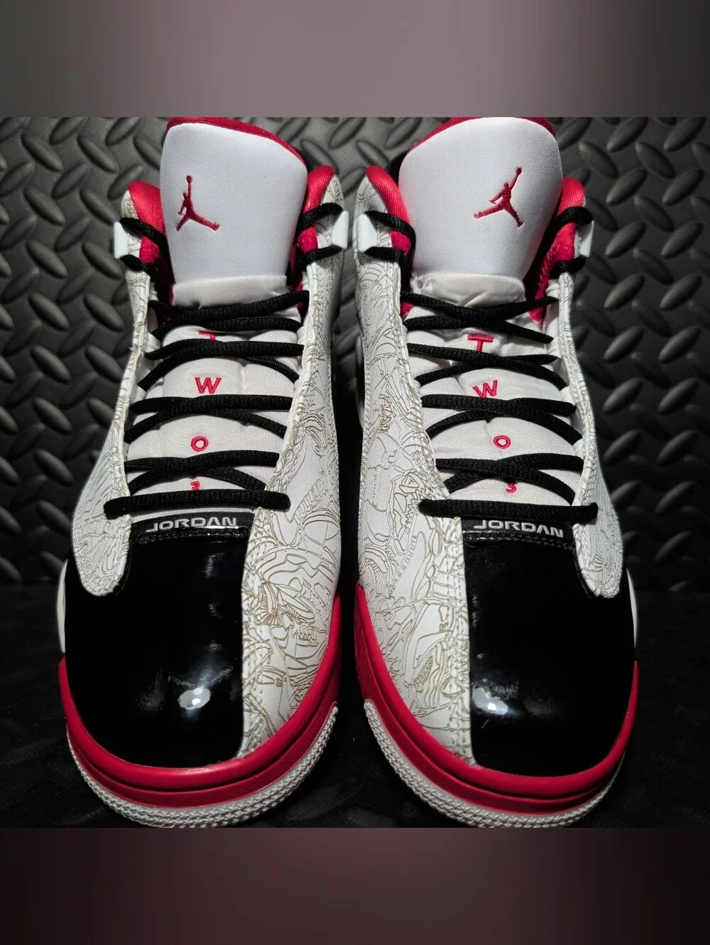Jordan Dub Zero 'Varsity Red' laser bred 311046-160 size 12 .........(kp22)- no